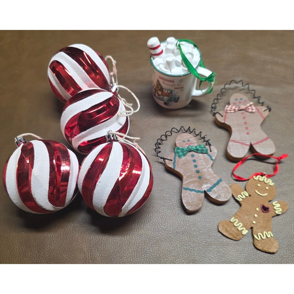8 pc Ornament Lot Pioneer Woman Hot Cocoa Mug Gingerbread Men & Red White Swirl